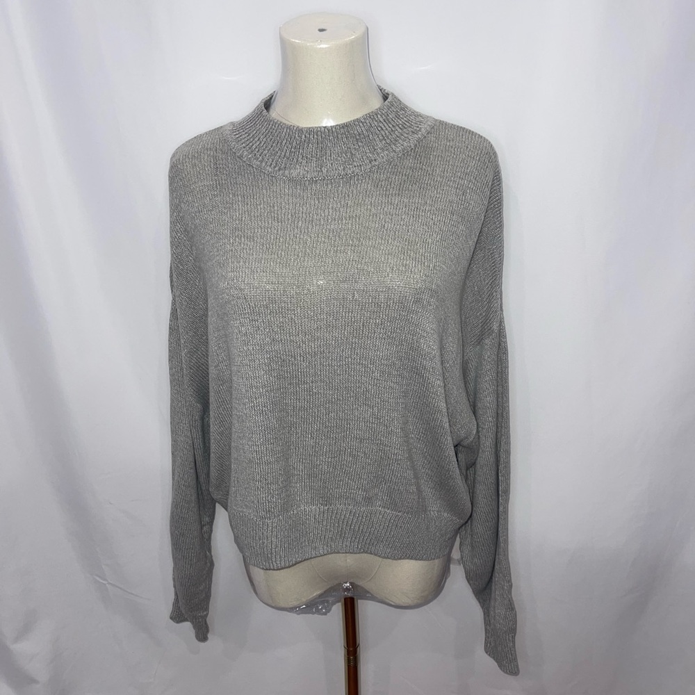 H&M Divided Light Gray Knit Sweater